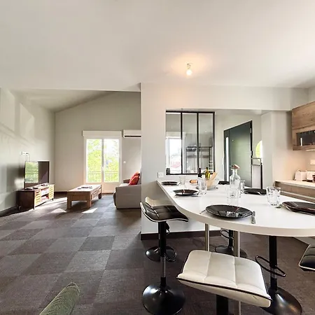 Le Grand Large, Clim, Apartment